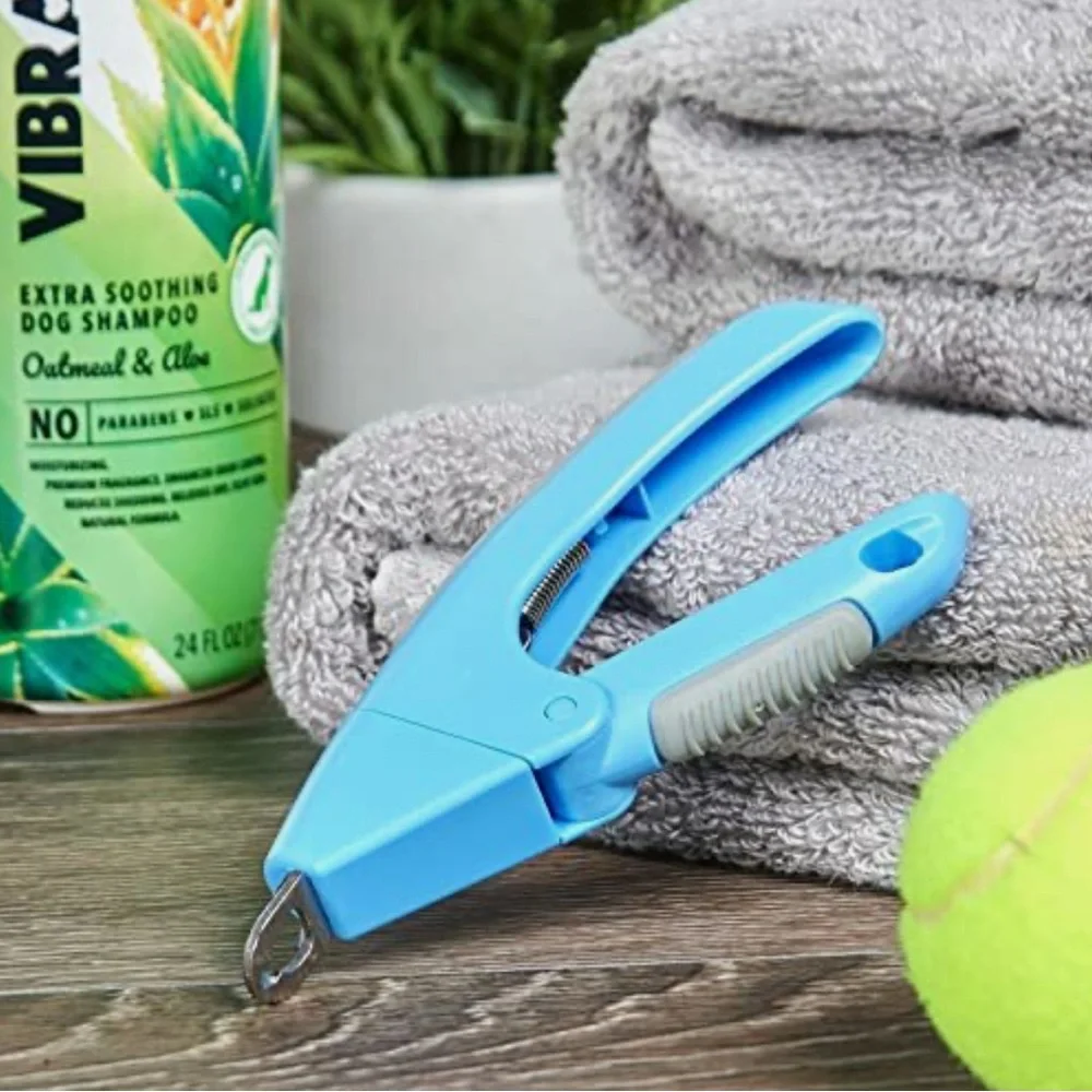 Animal grooming kit - shedding brush and nail clipper